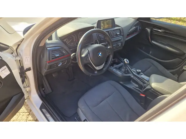 BMW 1 Serie 116i Business 191D KM Navi 2013 Benzine 8
