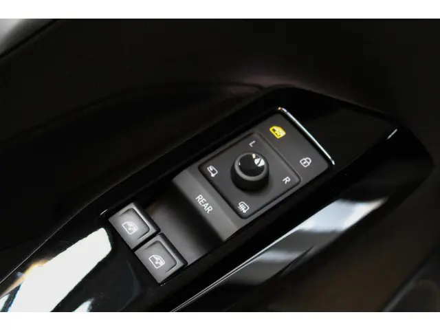 Volkswagen ID.3 Pro 58 kWh | LEDER | UNIEK! | 2020 Elektrisch 26