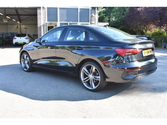 Audi A3 Limousine 30 TFSI Advanced edition 2022 Benzine 6