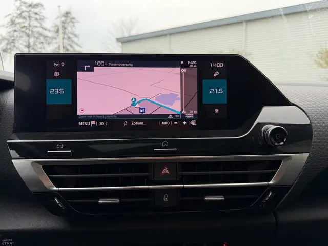 Citroën C4 - 1.2 Puretech Shine 2022 Benzine 18