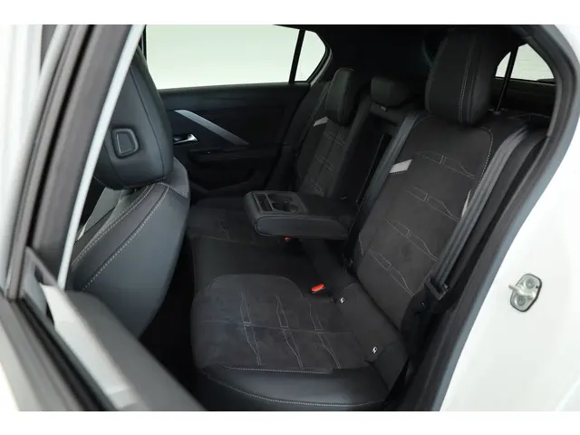 Opel Astra Electric Ultimate 54 kWh 2023 Elektrisch 19