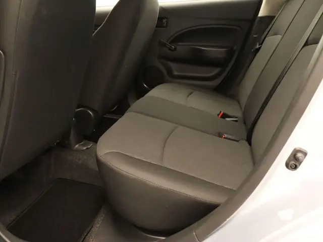 Mitsubishi Space Star 1.0 Cool+ 2019 Benzine 30