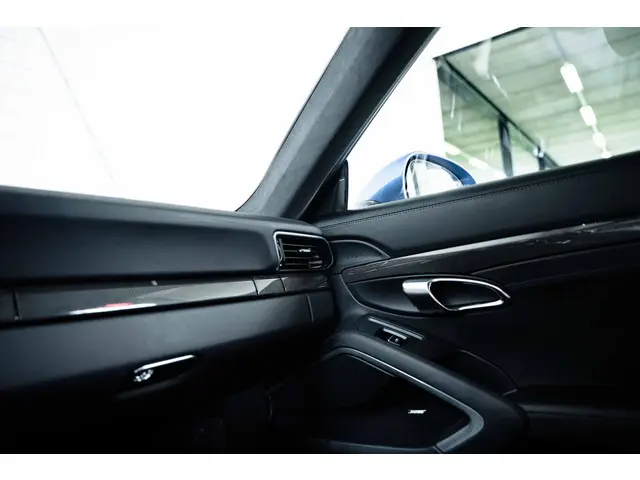 Porsche 911 Turbo 2014 Benzine 42