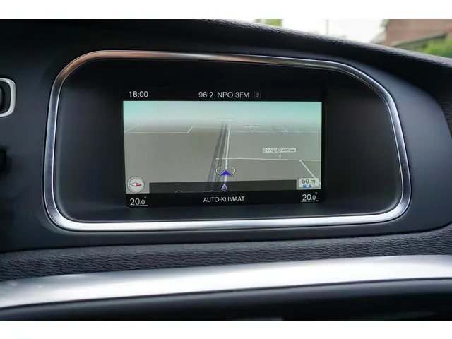 Volvo V40 Cross Country 1.6 T4 Momentum 2014 Benzine 20
