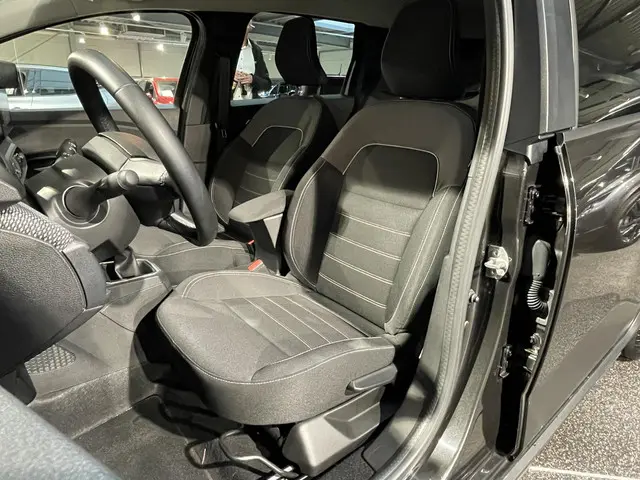 Dacia Jogger 1.0 TCe 110 Extreme 2023 Benzine 7