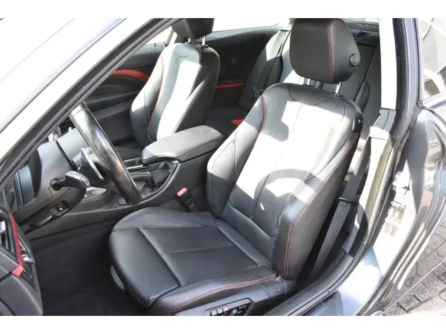 BMW 4 Serie Coupé 435i High Executive 2014 Benzine 13