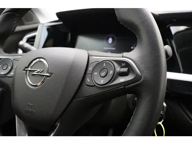 Opel Grandland 1.2 Turbo GS 2023 Benzine 31