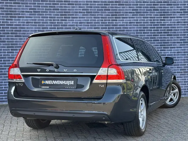 Volvo V70 2.0 T4 Classic Edition 2016 Benzine 3