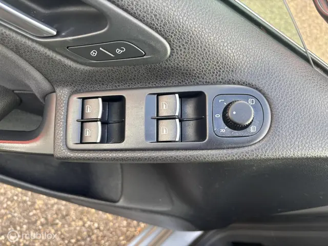 Volkswagen Golf Cabrio 1.2 TSI CUP edition 2014 Benzine 14