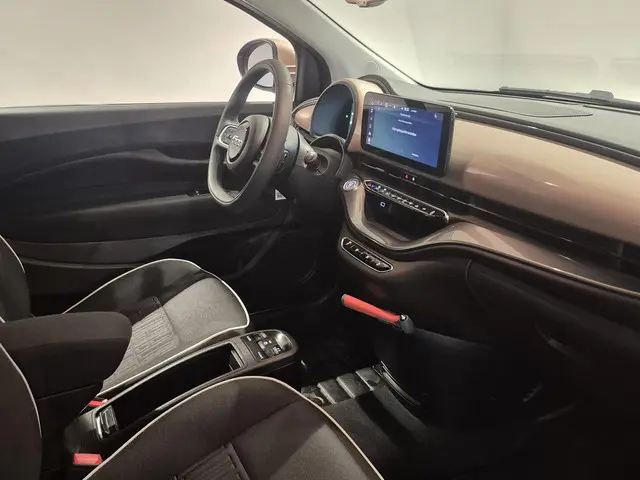 Fiat 500C 42 kWh 2023 Elektrisch 8