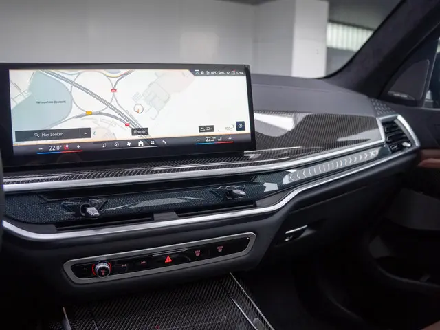 BMW X7 xDrive40i 2026 Benzine 35