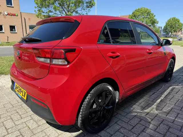 Kia Rio 1.2 CVVT DynamicLine 2017 Benzine 6