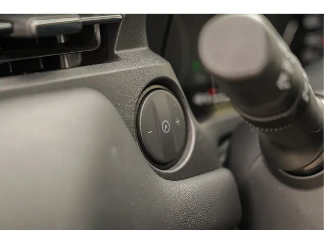 Honda HR-V 1.5i e:HEV ELEGANCE 2022 Hybride Benzine 43