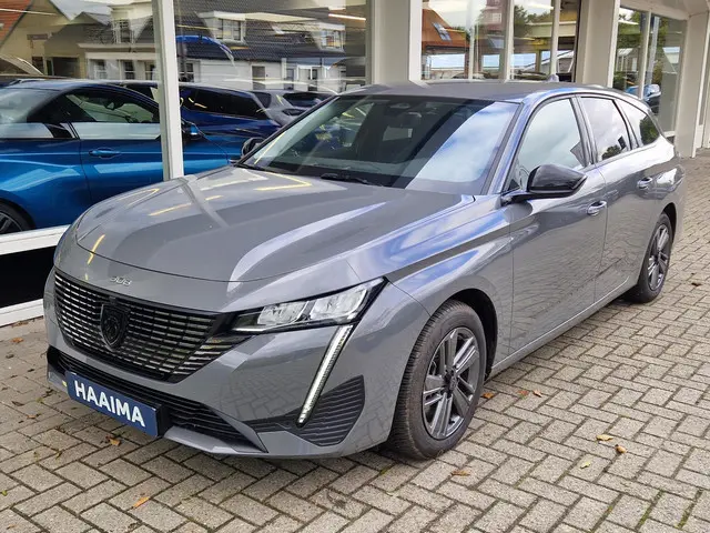 Peugeot 308 SW 1.2T 130pk Automaat Allure 2024 Benzine 10