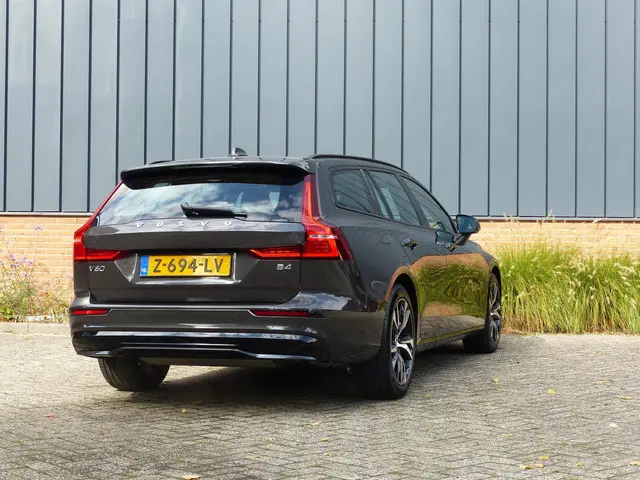 Volvo V60 3