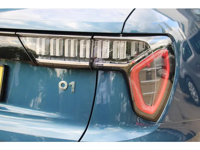 Lynk & Co 01 1.5 2025 Hybride Benzine 11