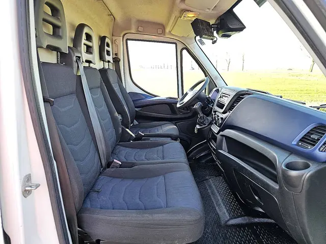 Iveco Daily 35 S 14 2017 Diesel 7