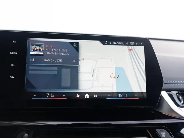 BMW X1 xDrive25e 2025 Hybride Benzine 36