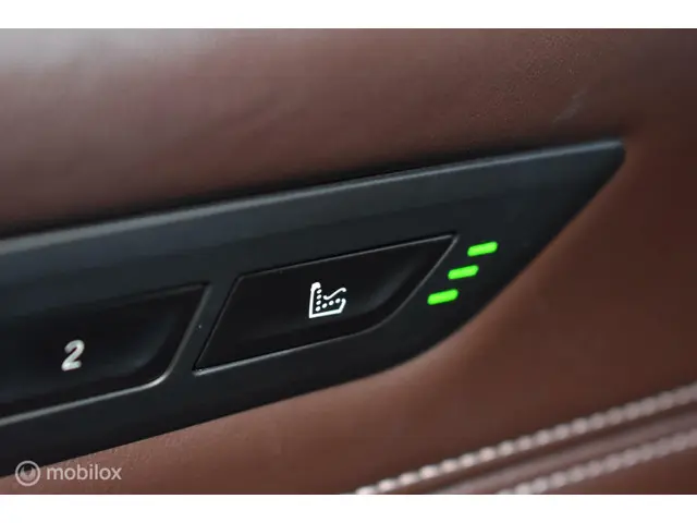 BMW 5 Serie 530i High Executive 2018 Benzine 25