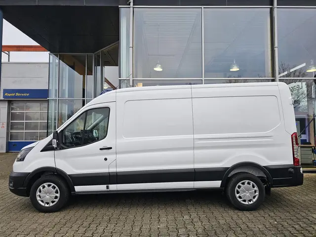 Ford Transit 2