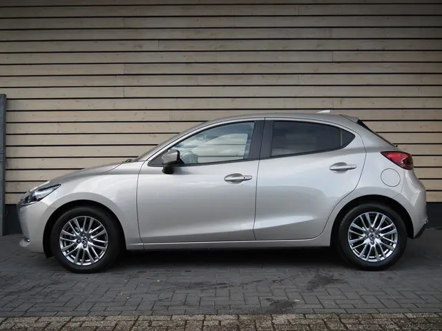 Mazda 2 1.5 Skyactiv-G Signature 2022 Benzine 4