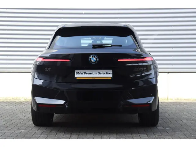 BMW iX M60 2023 Elektrisch 4
