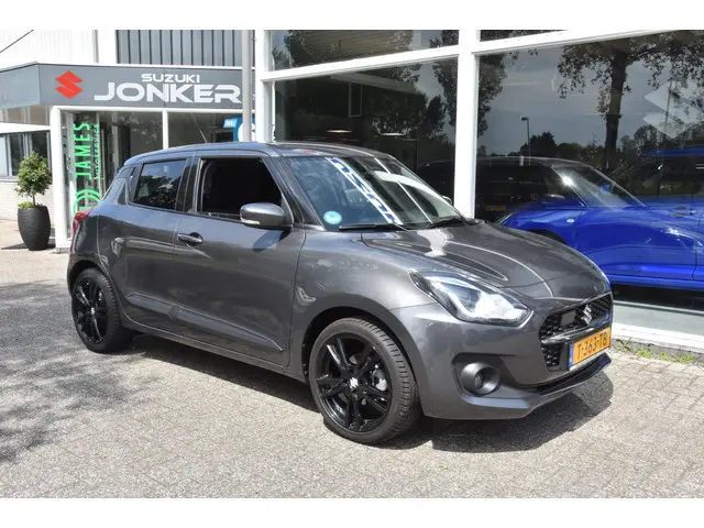 Suzuki Swift 1.2 Style Smart Hybrid 2023 Hybride Benzine 23