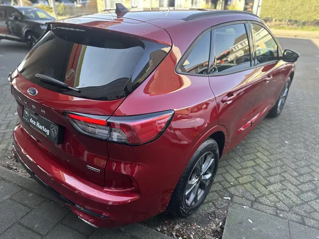 Ford Kuga 2.5 PHEV ST-Line 2024 Hybride Benzine 2