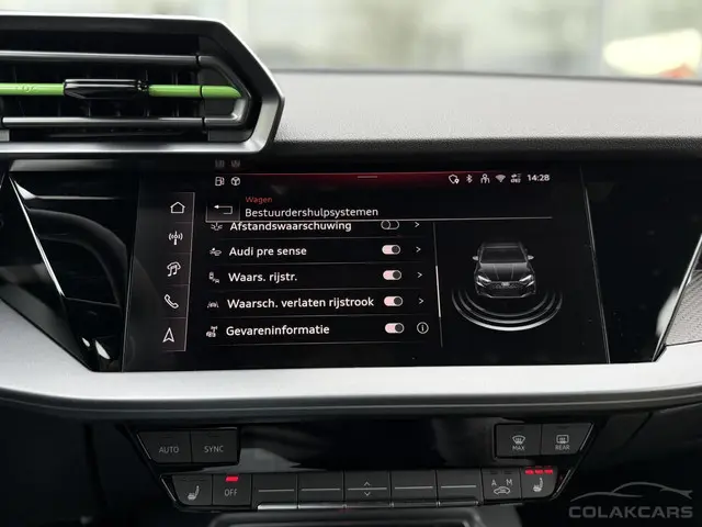 Audi RS3 2.5 TFSI RS 3 quattro 2025 Benzine 37