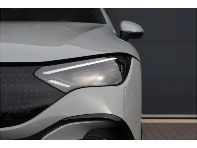 Mercedes-Benz EQE 300 AMG Line 89 kWh | 2023 Elektrisch 25