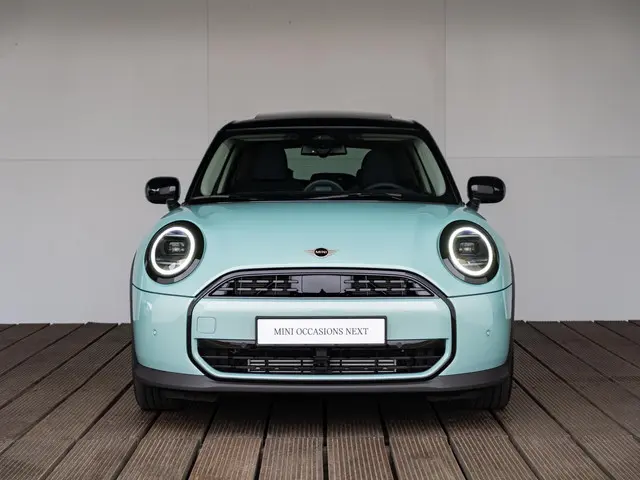 MINI 5-Deurs 3