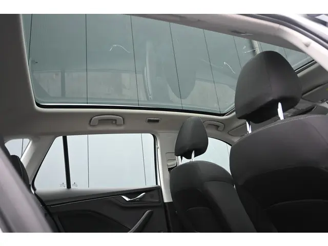 Škoda Kamiq 1.0 TSI Ambition 2021 Benzine 15