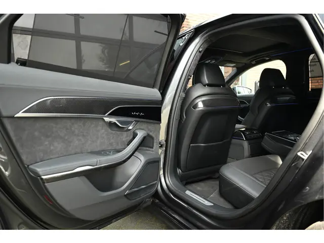 Audi S8 4.0 TFSI 571PK Quattro 2021 Benzine 12
