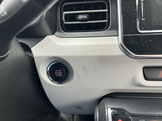 Suzuki Ignis 1.2 Smart Hybrid Stijl 2019 Benzine 18