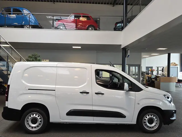 Opel Combo 1.5D L2H1 Edition 2020 Diesel 6