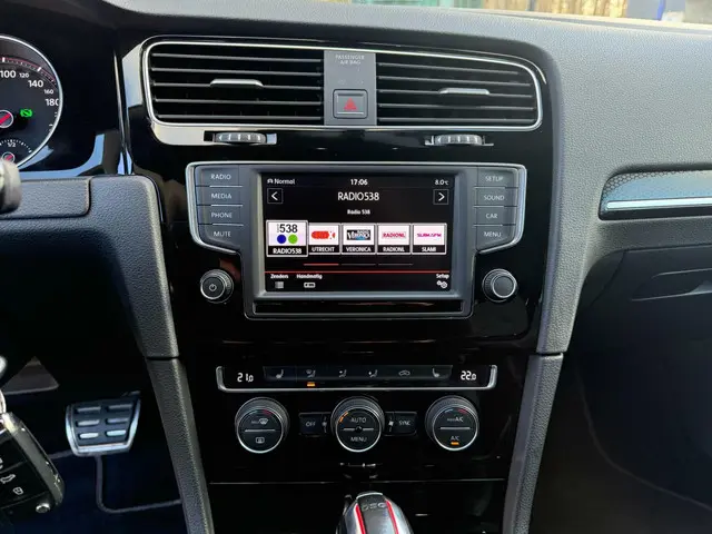 Volkswagen Golf 2.0 TSI GTI Clubsport 2017 Benzine 15