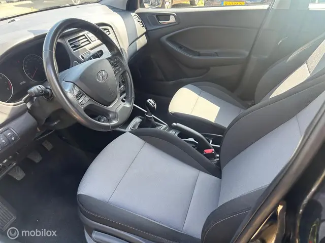 Hyundai i20 1.0 T-GDI i-Motion Airco 2019 Benzine 13