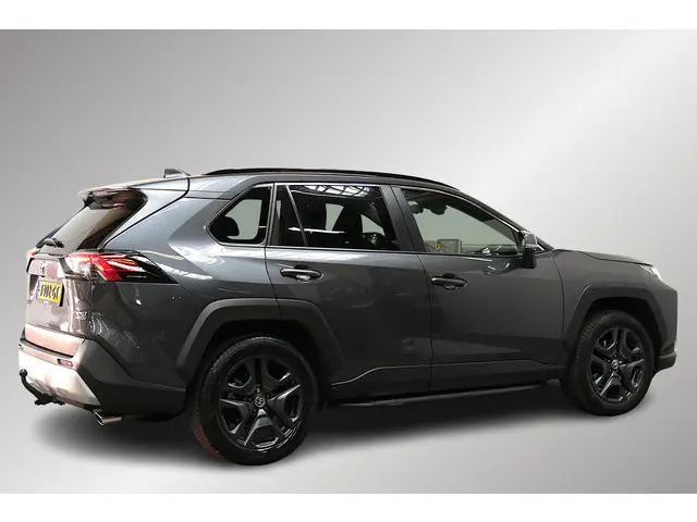 Toyota RAV4 2.5 Hybrid AWD ADVENTURE, 2022 Hybride Benzine 3