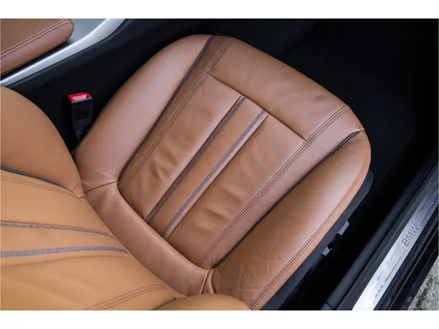 BMW 5 Serie Touring 530e 2021 Hybride Benzine 35