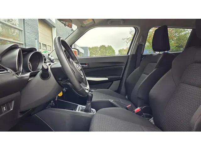 Suzuki Swift 1.0 Sportline 2019 Benzine 16
