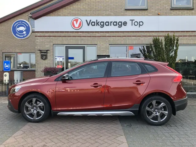Volvo V40 Cross Country 1.5 T3 Summum 2016 Benzine 9
