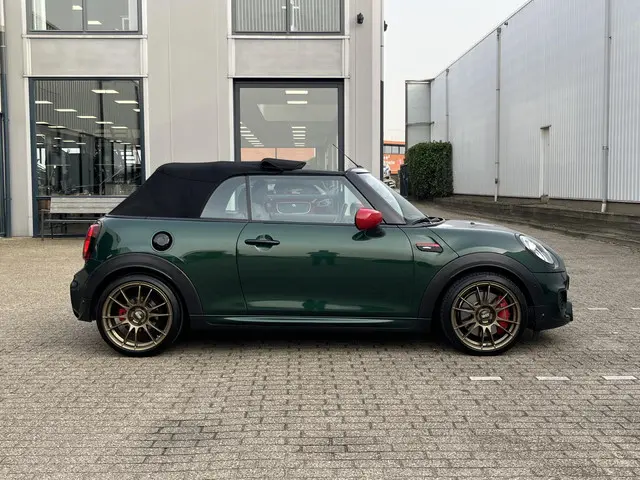 MINI Cooper Cabrio 2.0 John Works Chili 2017 Benzine 6