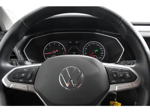 Volkswagen T-Cross 1.5 TSI 150pk DSG Style 2022 Benzine 14