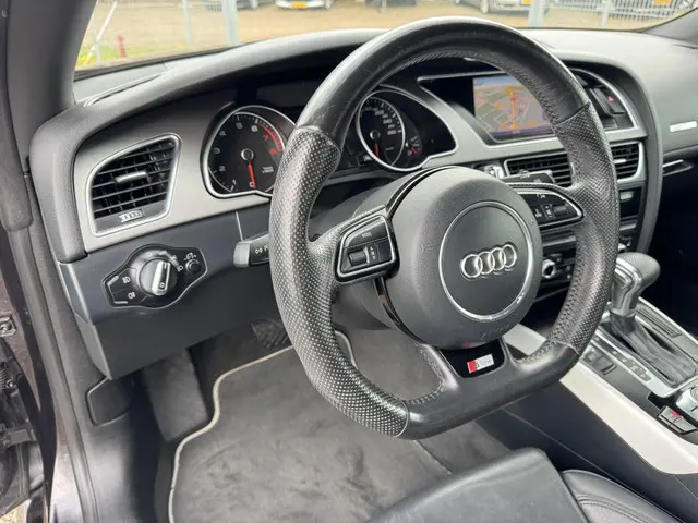 Audi A5 Cabriolet 1.8 TFSI Pro Line S 2013 Benzine 13