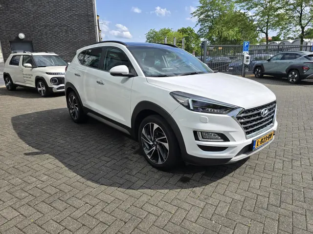 Hyundai Tucson 1.6 T-GDI Premium AUT/trekhaak 2019 Benzine 30