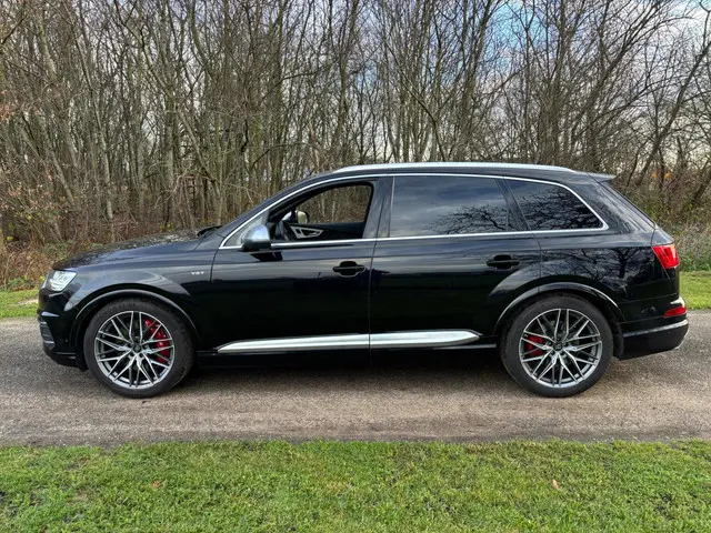 Audi Q7 2