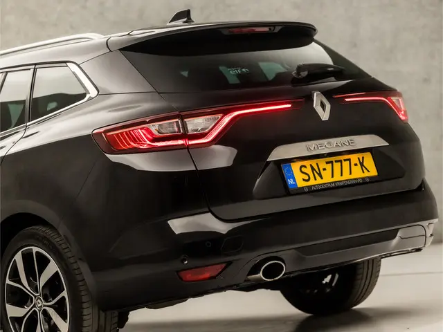 Renault Mégane Estate 1.2 TCe Bose 2018 Benzine 12