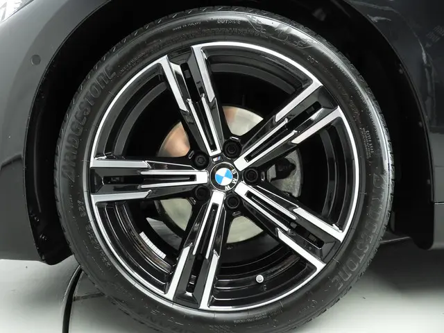 BMW 4 Serie Coupe 420i 2024 Benzine 47