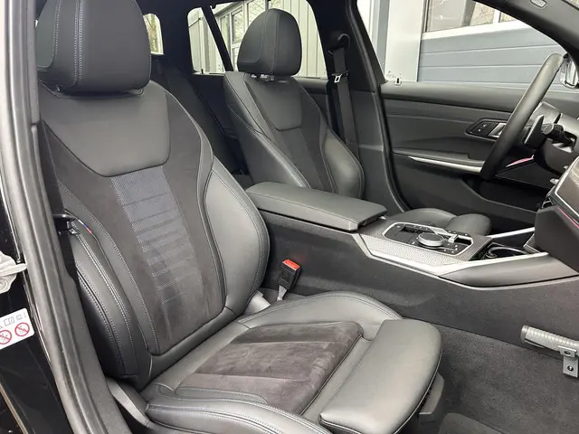 BMW 3 Serie Touring 320e 2024 Hybride Benzine 14