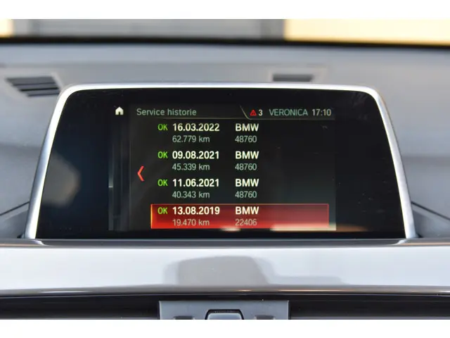 BMW X1 xDrive20i Executive 2017 Benzine 17